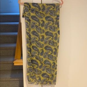Gorgeous paisley scarf from England